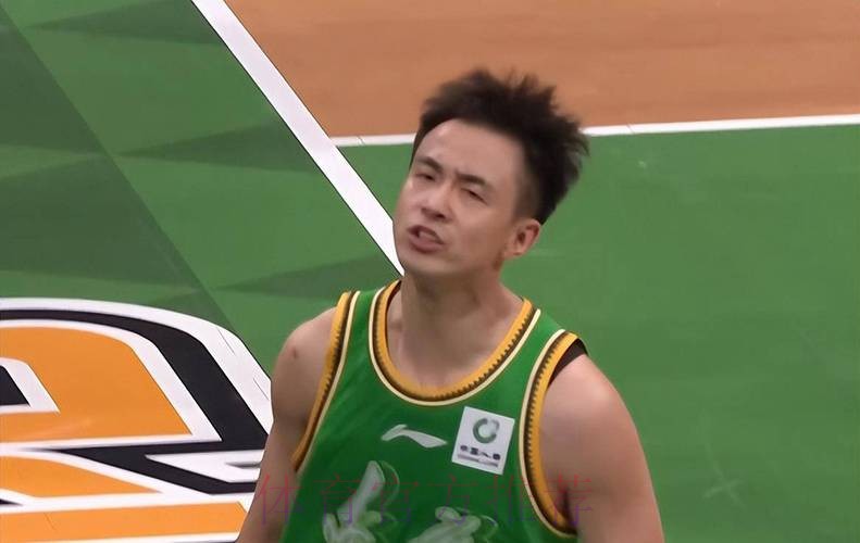 辽宁男篮主场对阵新疆 赵继伟确定复出迎来赛季首秀